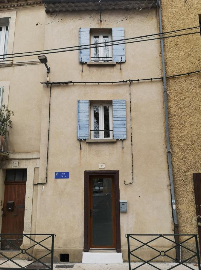 Petite Maison De Charme Au Coeur Du Centre Ville 阿普特 外观 照片